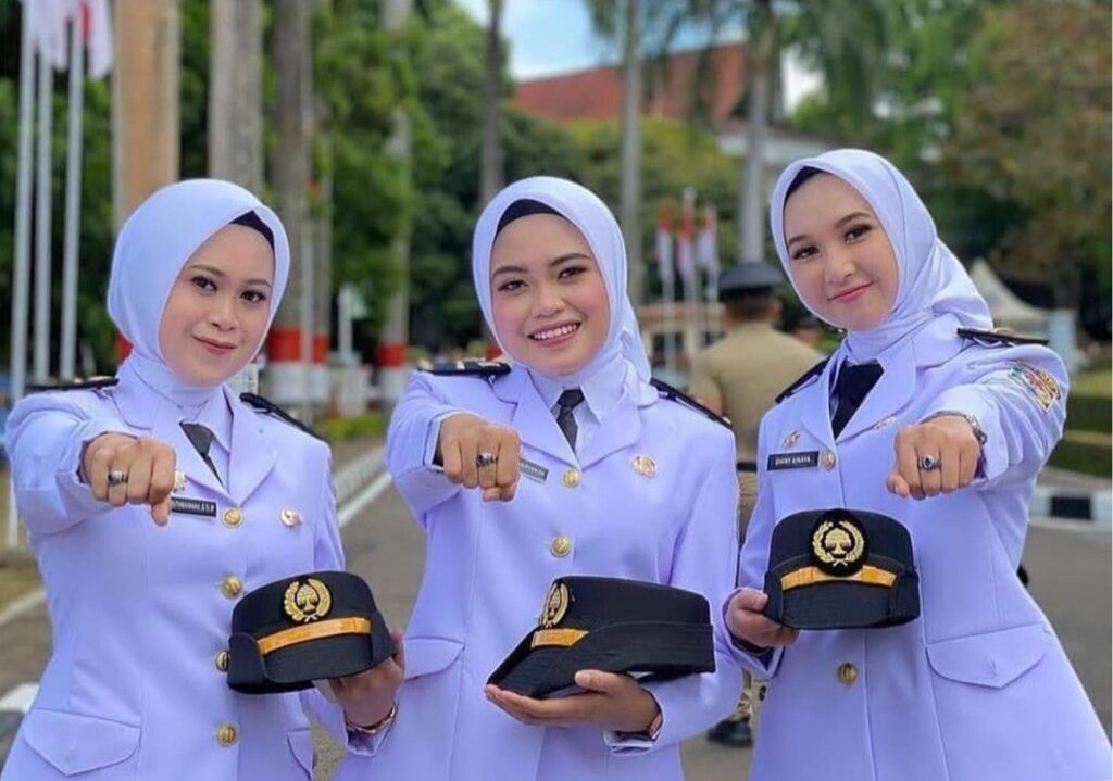 10 Keuntungan Kuliah di Sekolah Kedinasan