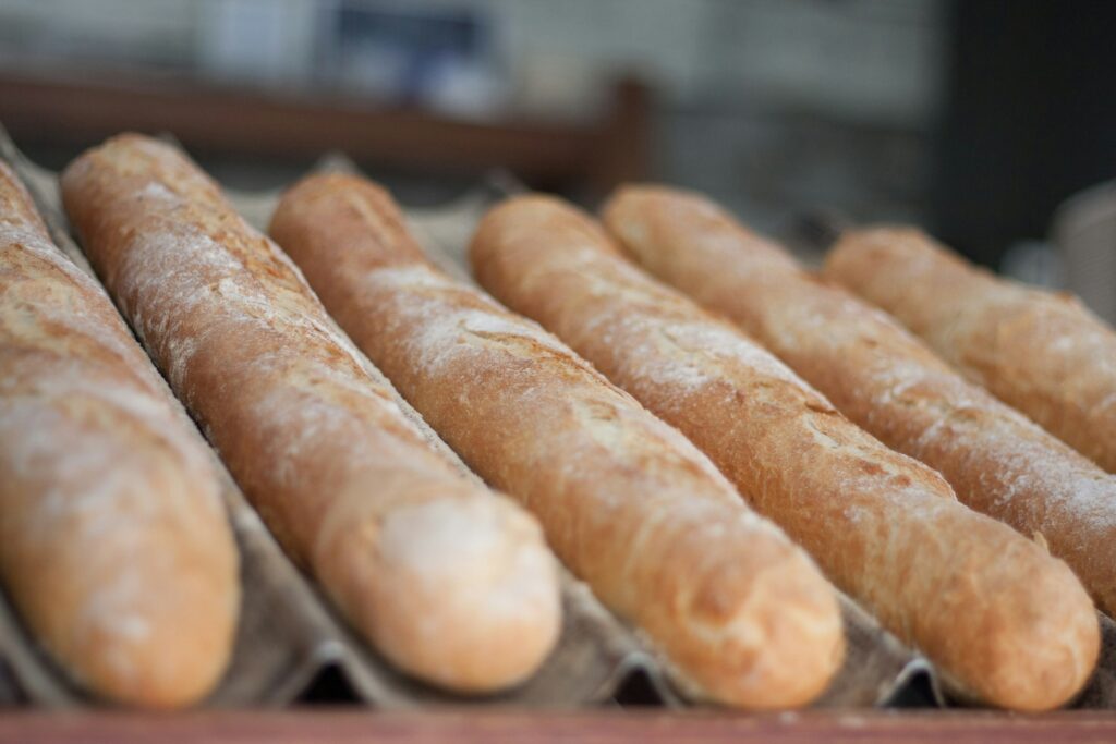 10 Perbedaan Roti Baguette Asli Perancis dan Versi Internasional
