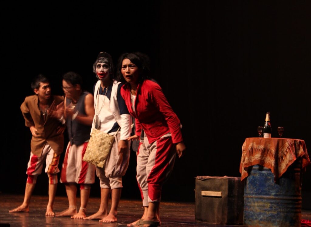 10 Prospek Kerja Jurusan Seni Teater di Indonesia