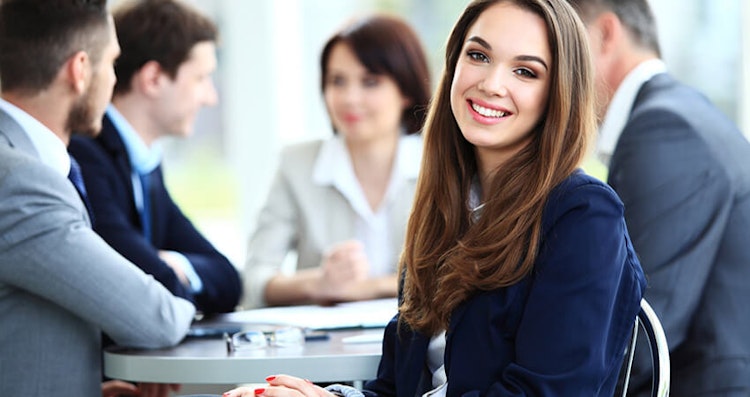 10 Peran Account Executive dalam Industri Periklanan
