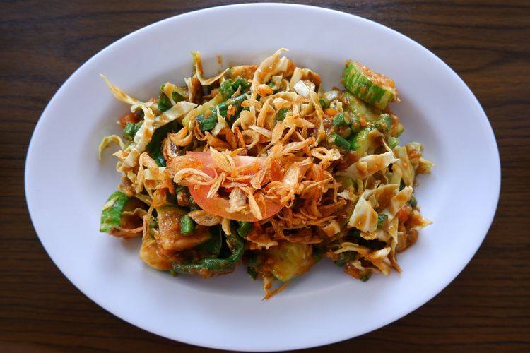 10 Makanan Tradisional yang Menggunakan Kencur
