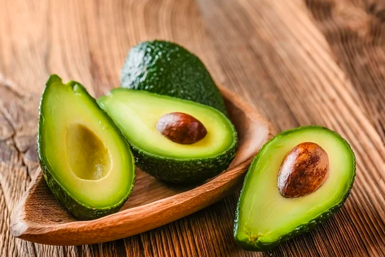 10 Manfaat Alpukat untuk Kecantikan Kulit dan Rambut
