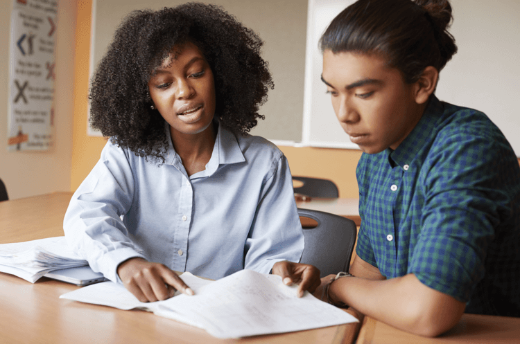 10 Tips Mengajar Online untuk Tutor Pemula