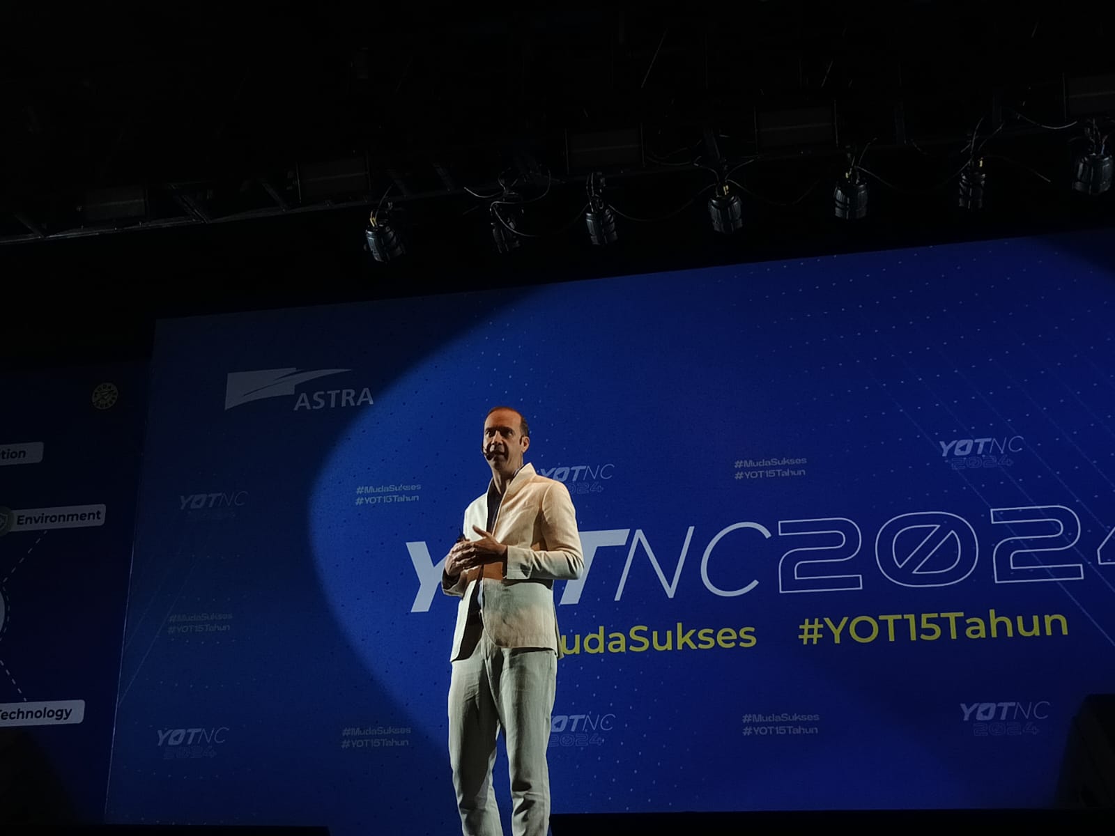 YOTNC 2024: How To Communicate Yourself To The World