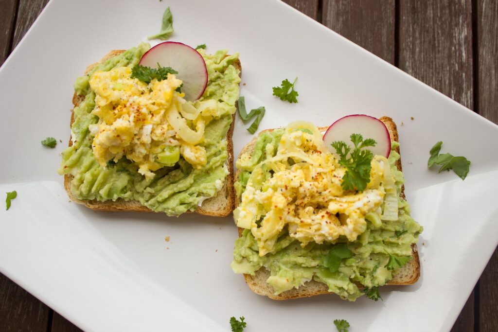 10 Ide Sarapan Sehat dengan Alpukat