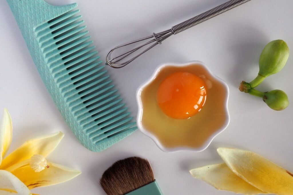 10 Tips Menggunakan Masker Rambut Alami dari Telur
