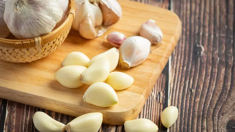 10 Manfaat Kesehatan Bawang Putih yang Menakjubkan
