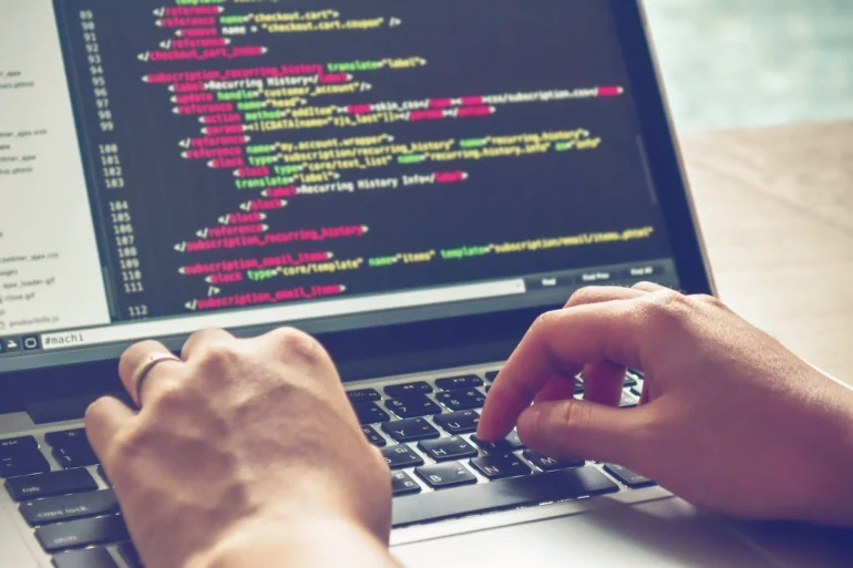 10 Proyek Coding untuk Meningkatkan Portofolio Kamu