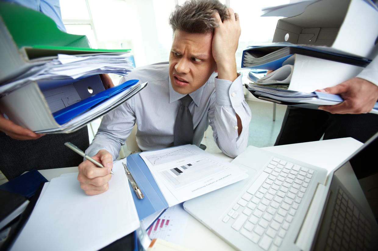 Duck Syndrome vs. Impostor Syndrome: Apa Bedanya?
