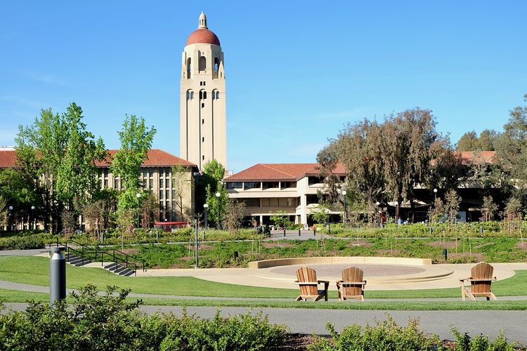 10 Tips Sukses Mendapatkan Beasiswa di Stanford University