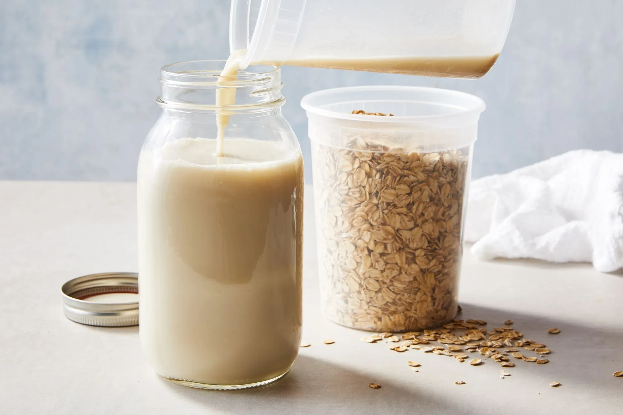 10 Manfaat Oat Milk untuk Kesehatan Tubuh