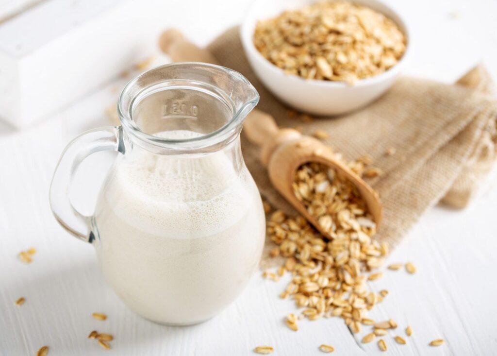 10 Manfaat Oat Milk untuk Kesehatan Tubuh