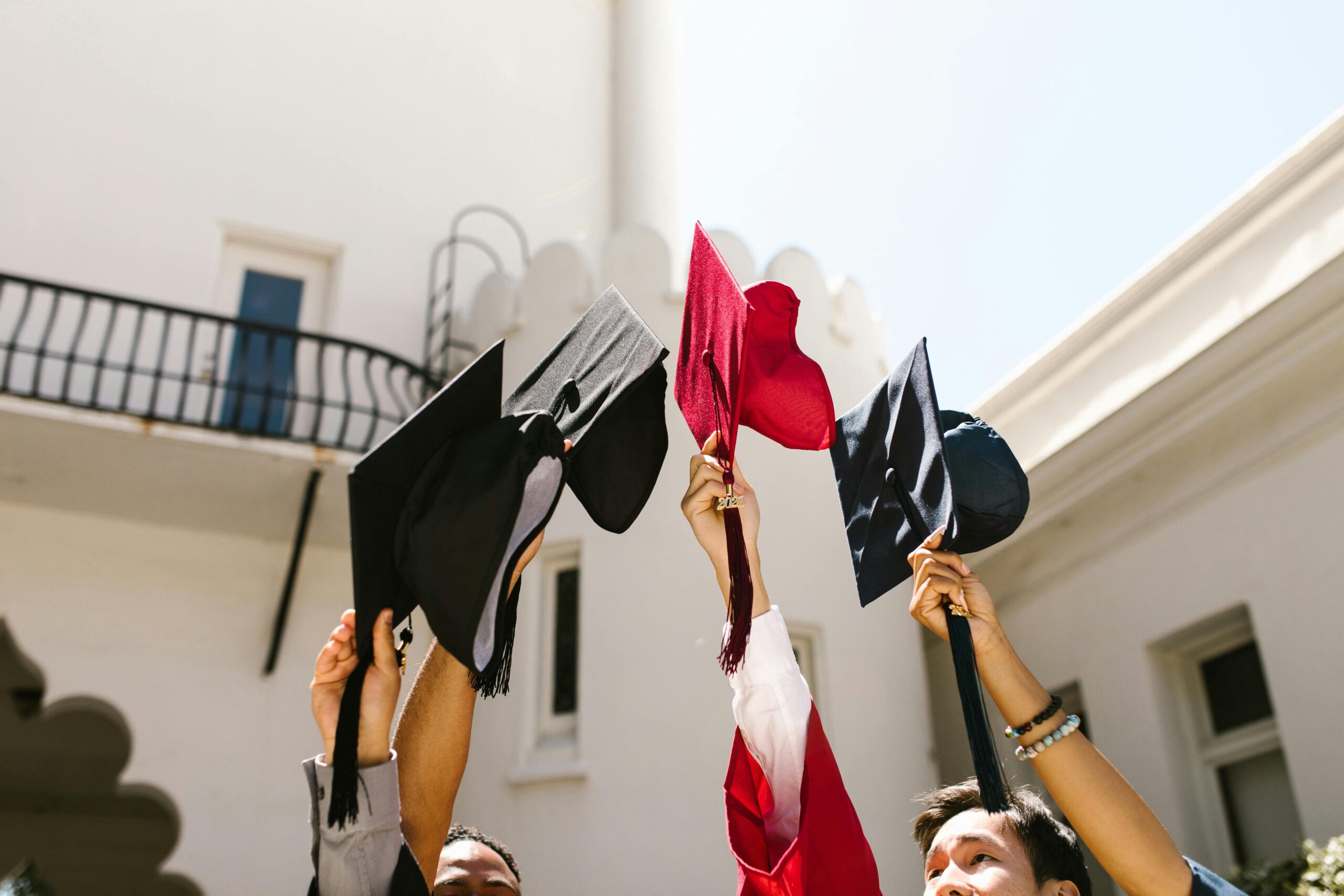 Perusahaan yang Mencari Fresh Graduate