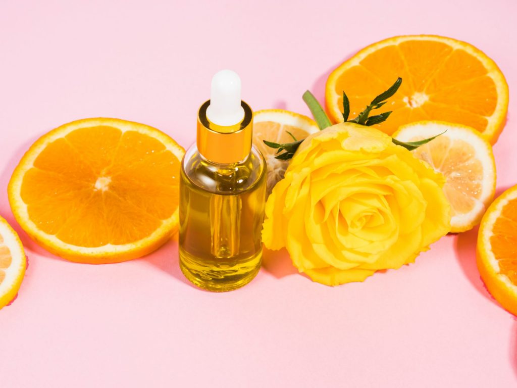 Cara Menggunakan Vitamin C dalam Rutinitas Skincare Harian