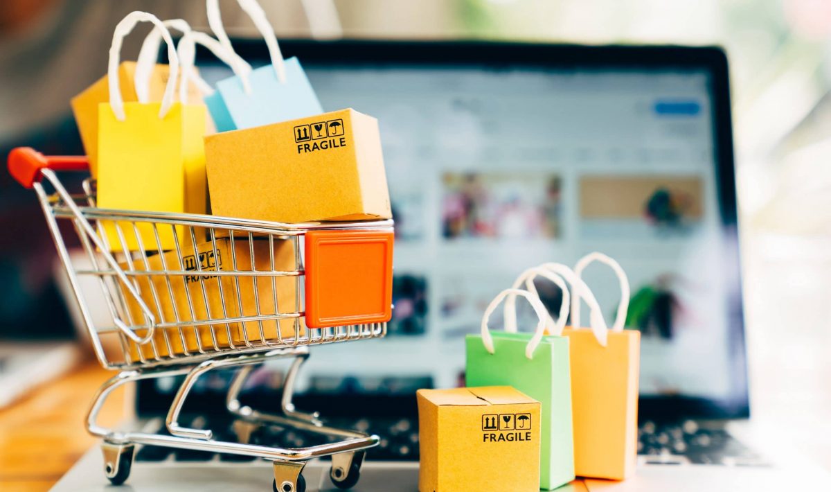10 Produk Fashion Paling Laris di Tokopedia Tahun 2024