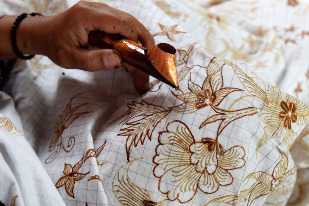 Makna Filosofis di Balik Motif Batik Tradisional