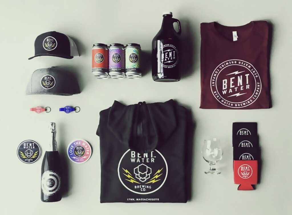 10 Aksesoris Merchandise yang Wajib Dimiliki Gen Z