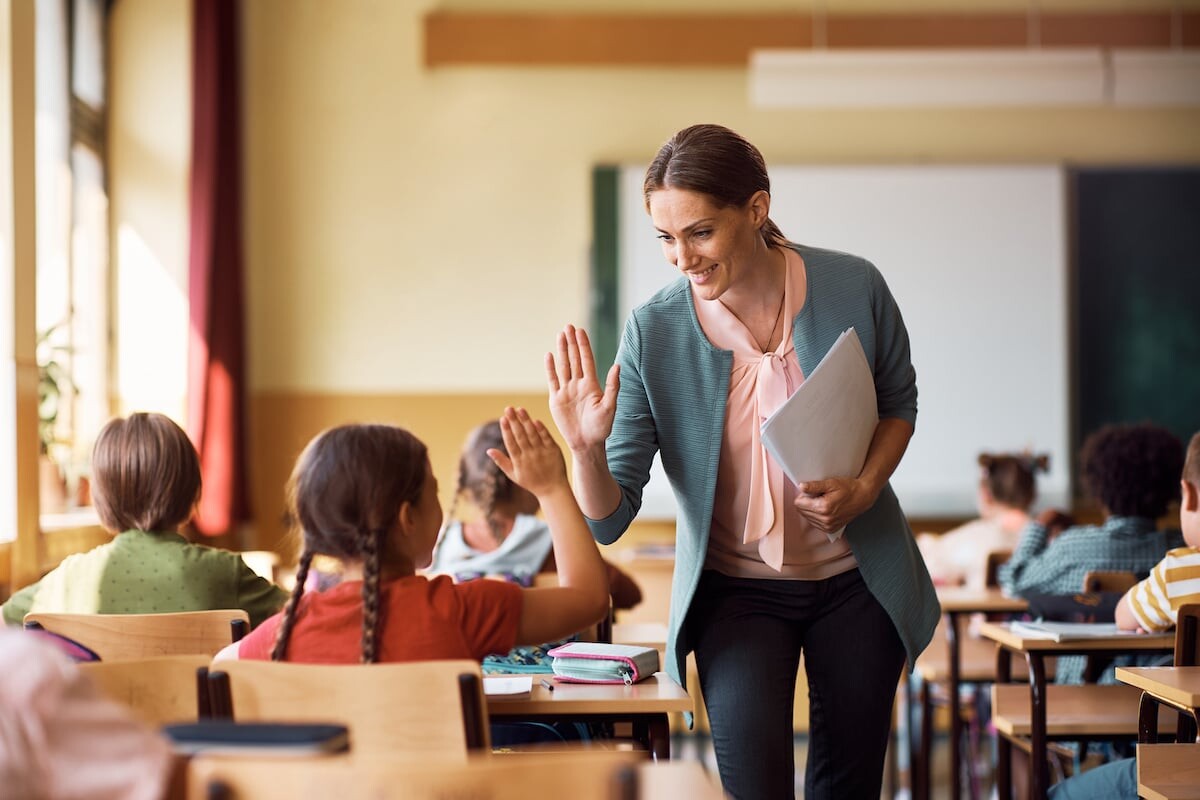 Sejarah dan Makna Hari Guru Nasional di Indonesia