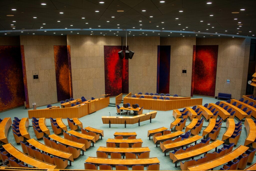 Barang yang Dicek Panitia Sebelum Konferensi