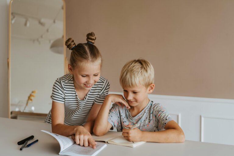 Pentingnya Pendidikan Ekonomi untuk Anak Muda