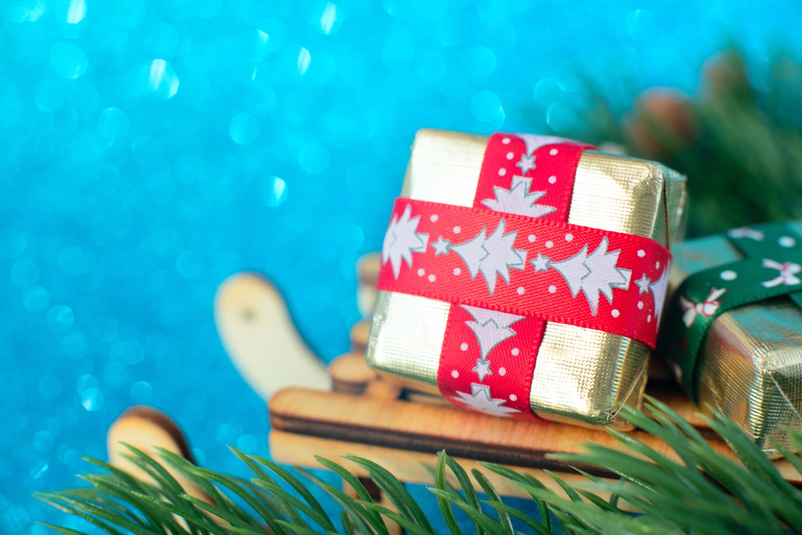 10 Kado Natal Paling Dicari oleh Anak Muda