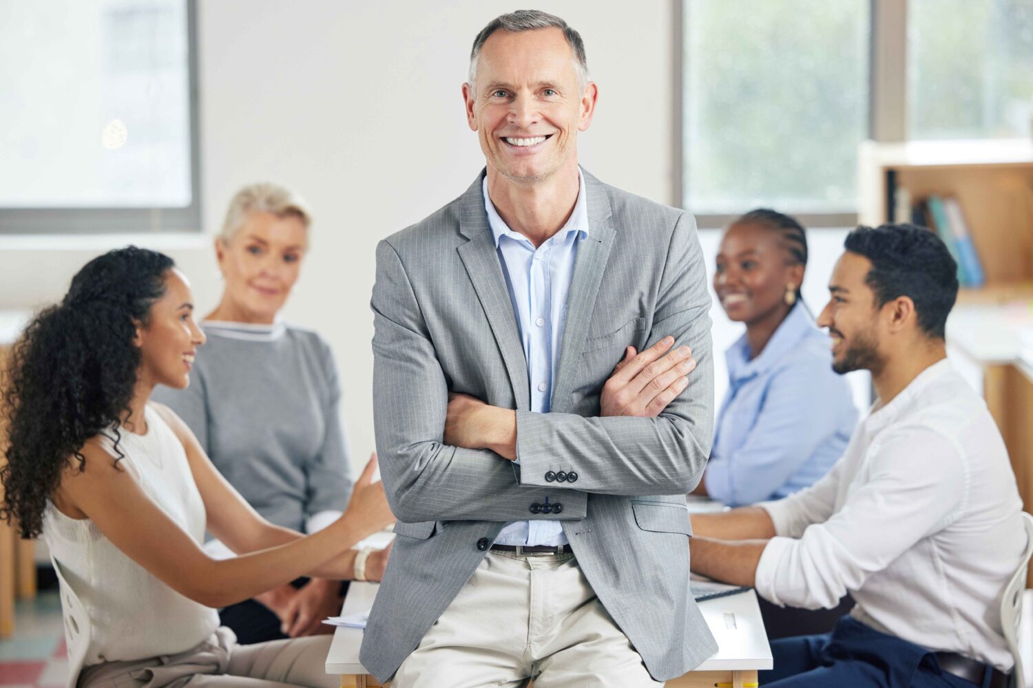 10 Cara Menjadi Leader yang Inspiratif, Lengkap dengan Contoh