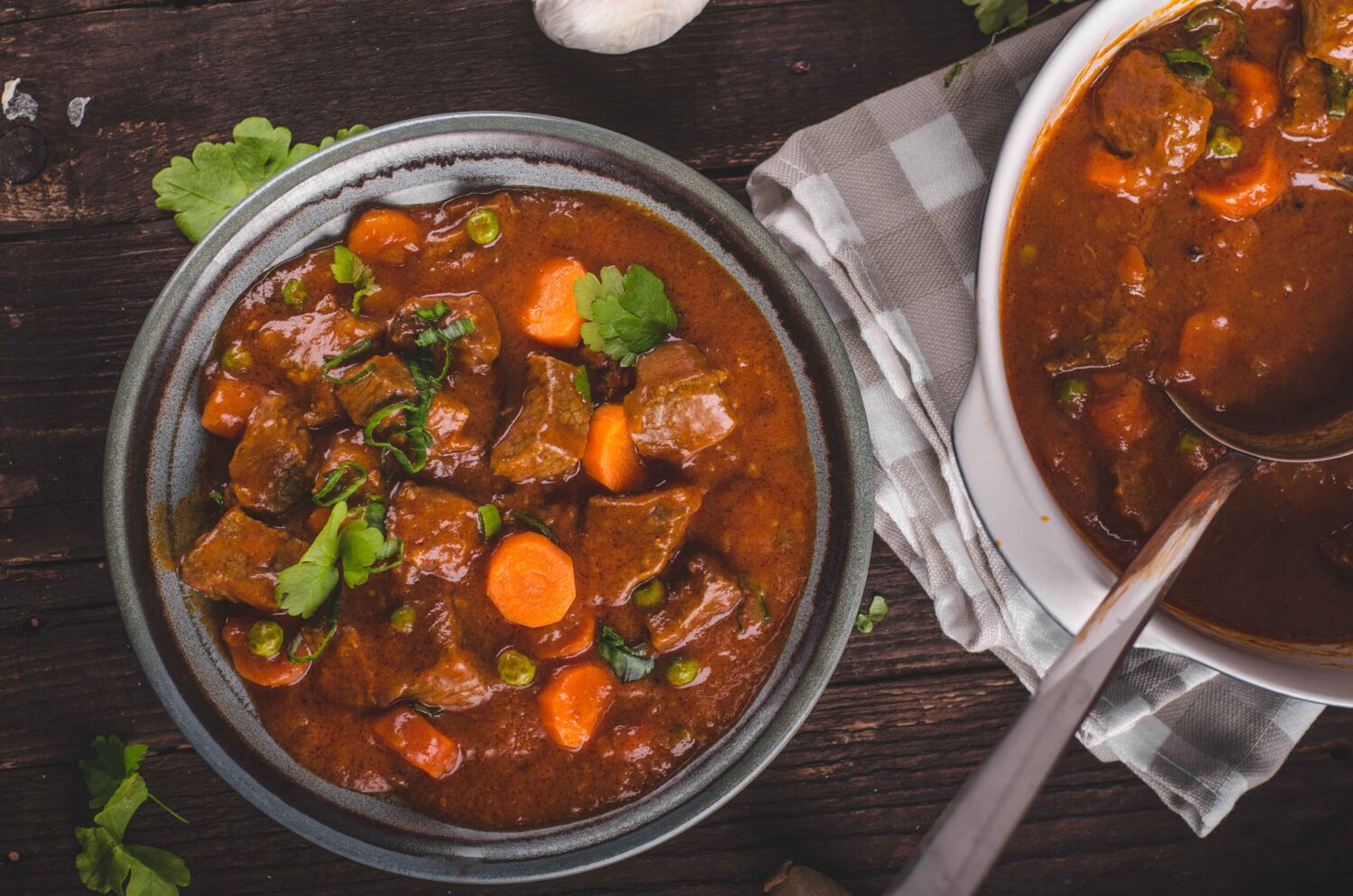 Semur Daging Khas Padang: Perpaduan Rempah yang Menggugah Selera