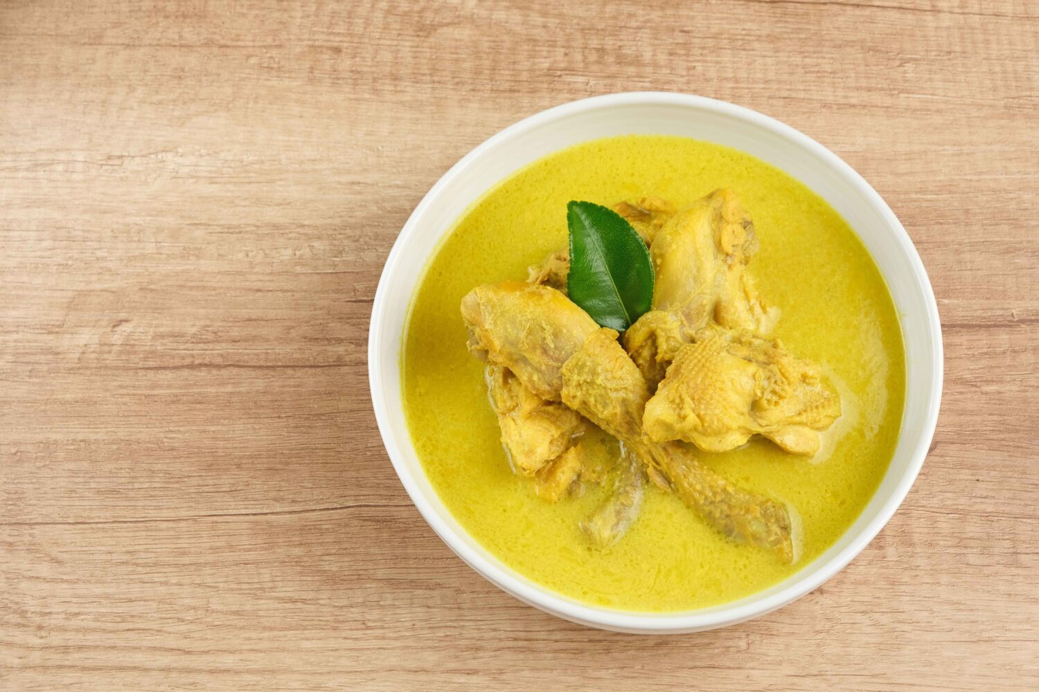 10 Cara Memasak Opor Ayam agar Bumbunya Meresap Sempurna
