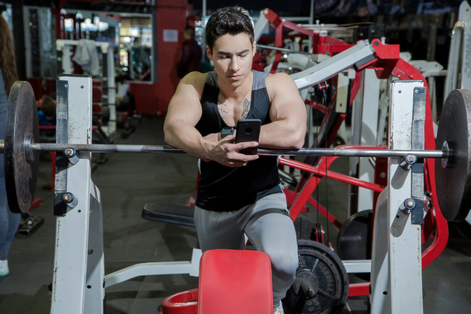 Tips Agar Semangat ke Gym