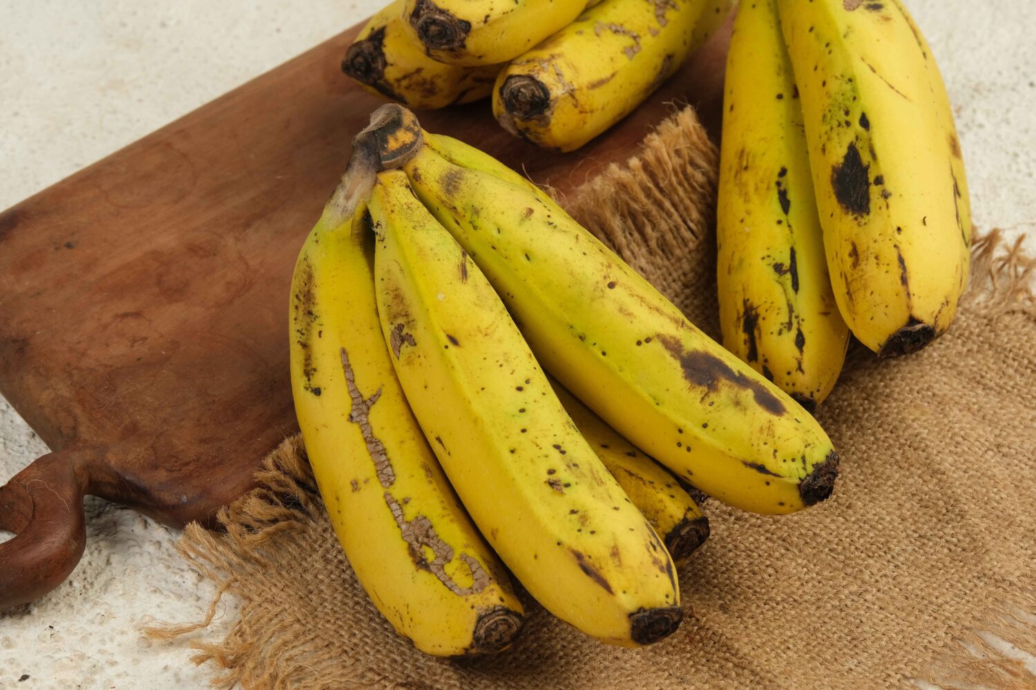 10 Masker Rambut dari Pisang untuk Mengatasi Rambut Rontok