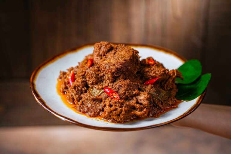 10 Tips Memasak Rendang Agar Empuk dan Tidak Hancur