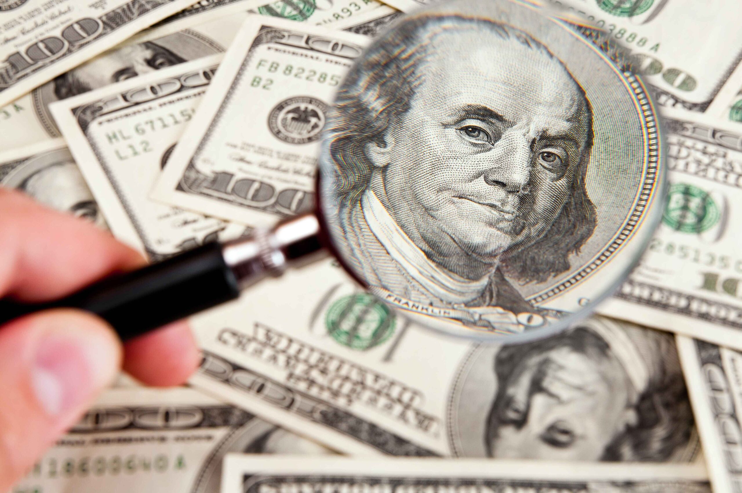 5 Sektor Ekonomi yang Paling Terdampak Fluktuasi Dollar