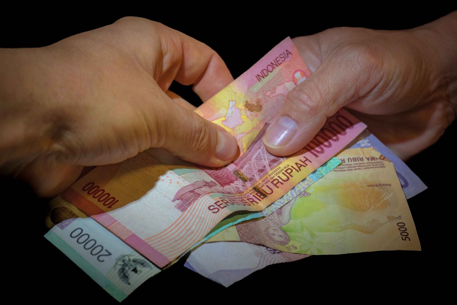 10 Jenis Investasi yang Tahan Gejolak Kurs Dollar (USD Tembus Rp17.000!)