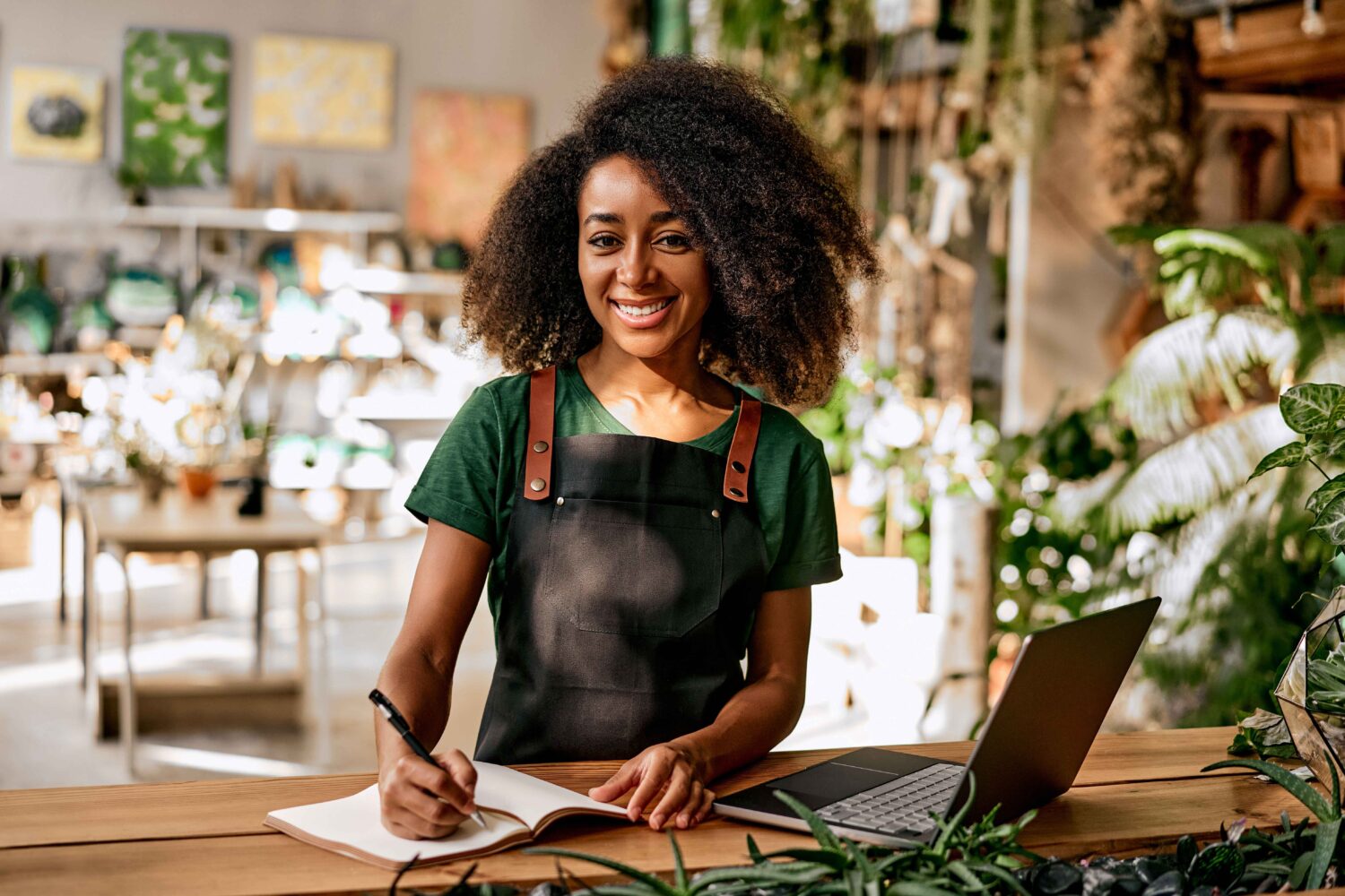 10 Ide Side Hustle Online yang Bisa Dikerjain dari Rumah