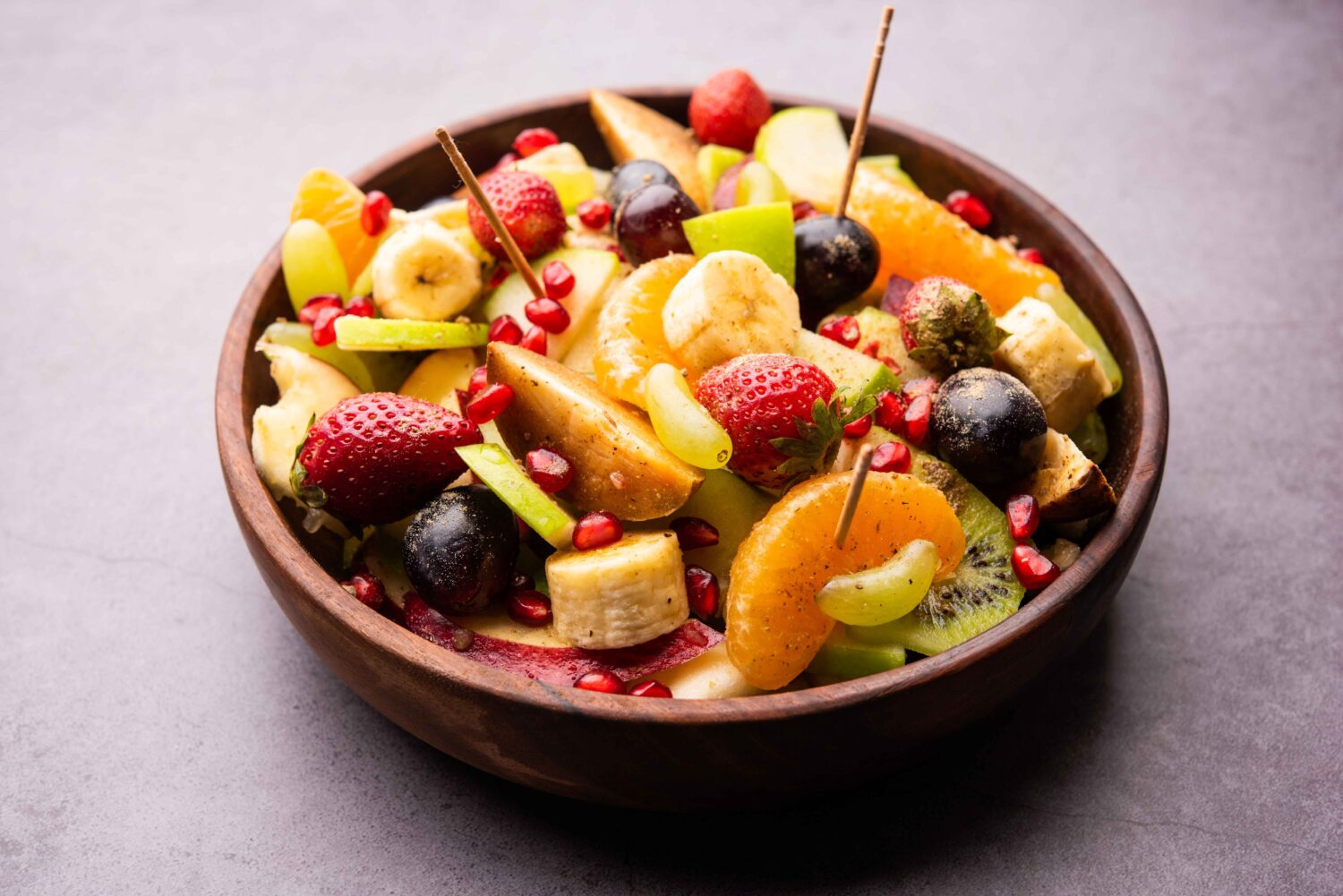 10 Salad Buah yang Bisa Kamu Bikin Pakai 3 Bahan Aja