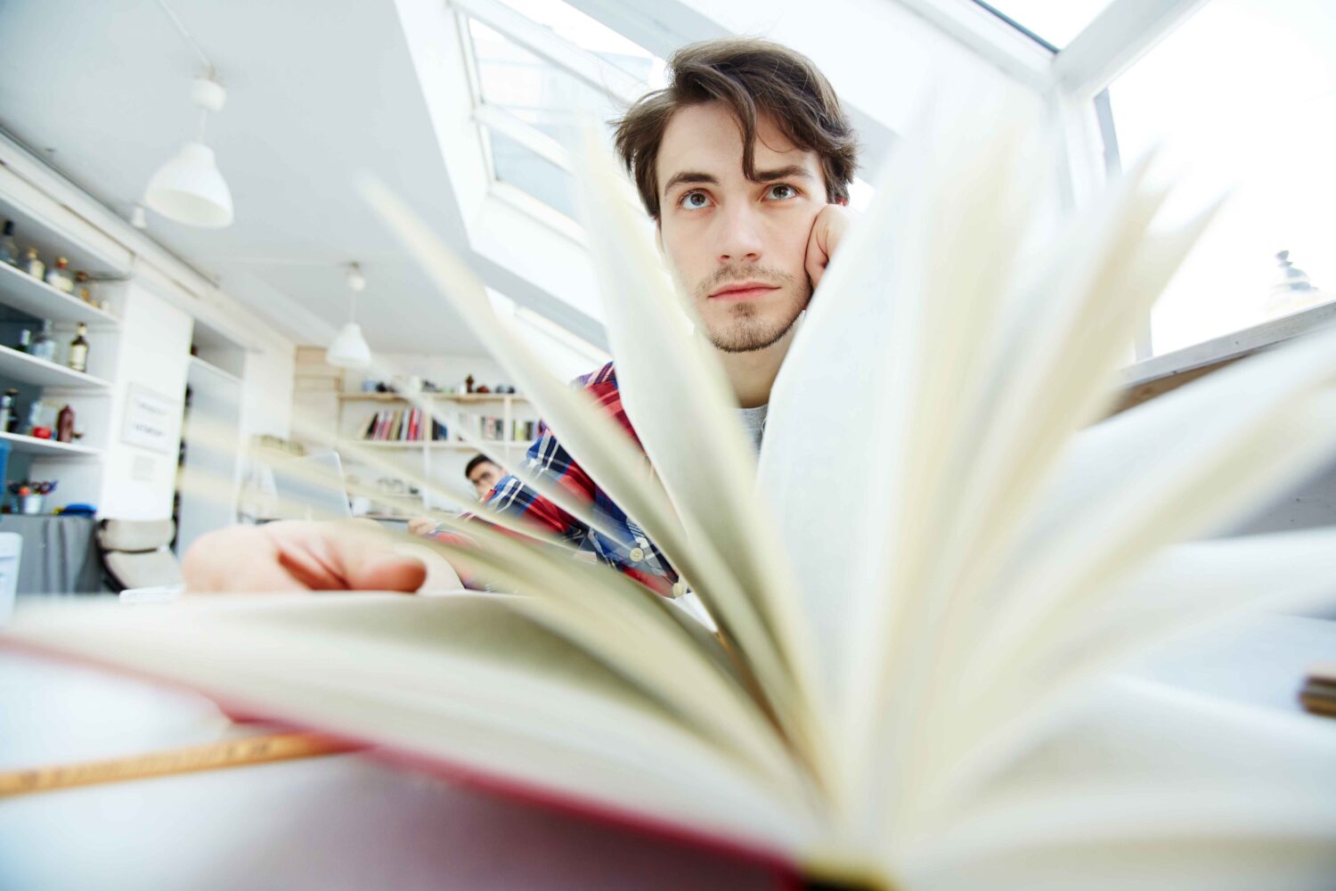 20 Buku Tipis yang Bisa Kamu Selesaikan dalam Sehari
