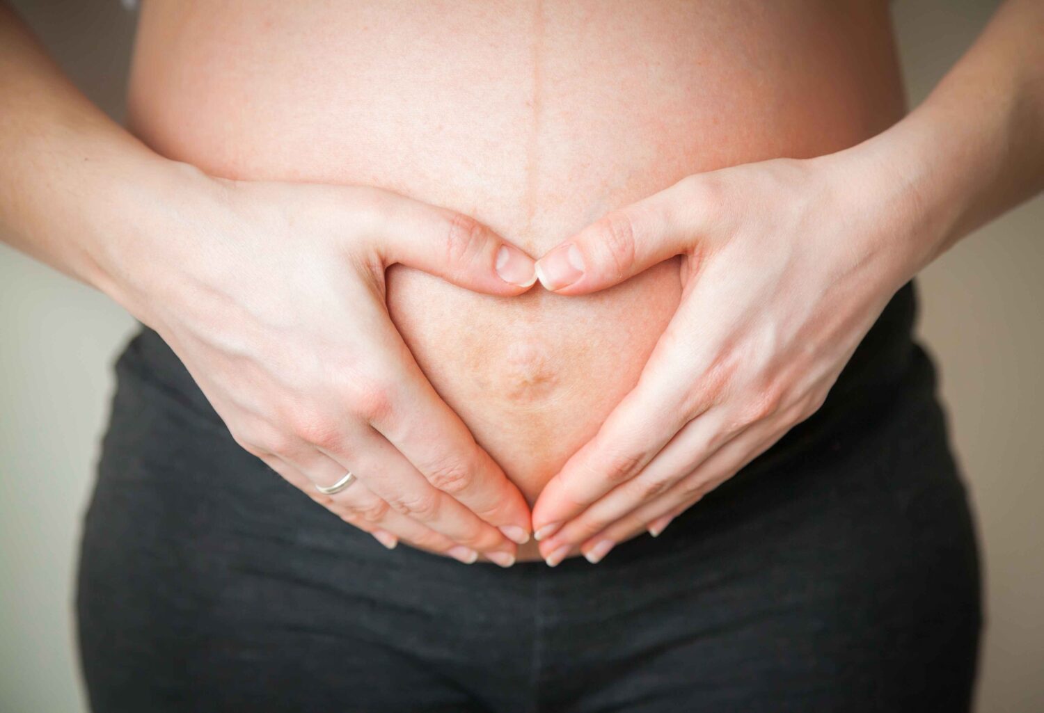 6 Masker DIY untuk Menghilangkan Stretch Mark Secara Alami