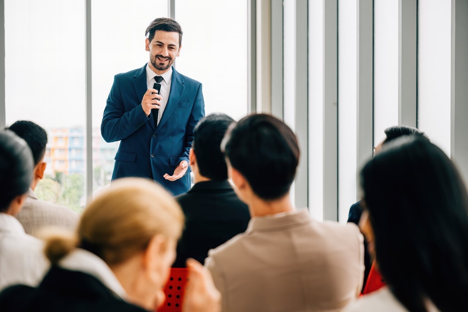 7 Teknik Dasar Public Speaking yang Wajib Kamu Kuasai