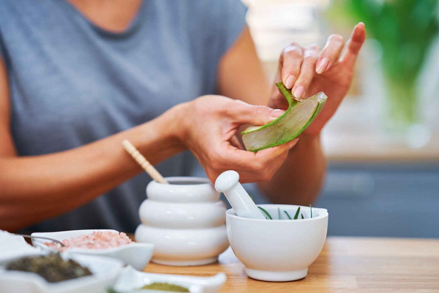 5 Cara Membuat Serum Lidah Buaya Sendiri di Rumah