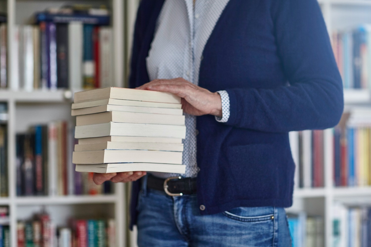 12 Buku yang Bisa Bikin Kamu Jatuh Cinta Sama Dunia Literasi