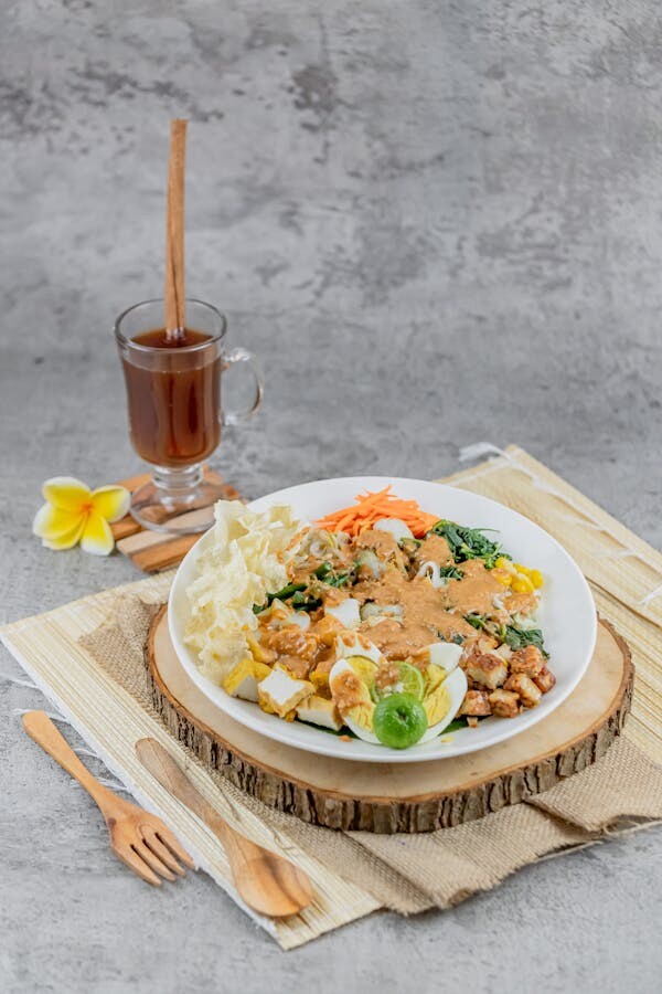 5 Resep Membuat Gado-Gado: Sehat, Nikmat, dan Gampang Banget Dibikin!