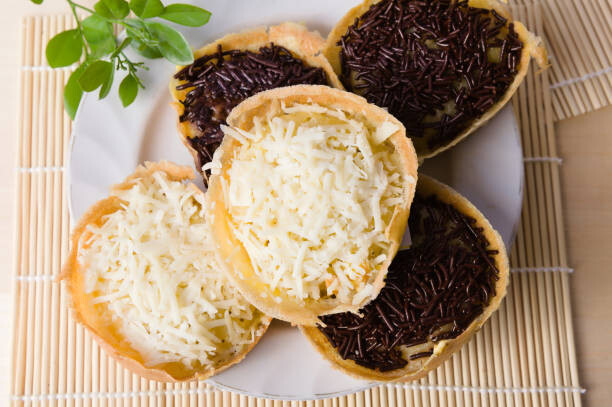 5 Cara Membuat Martabak Manis Mini, Camilan Gemas
