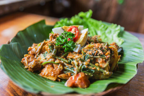 5 Resep Membuat Bumbu Pecel: Gurih, Pedas, dan Bikin Nagih!