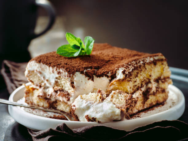 5 Cara Membuat Tiramisu Cake Enak dan Estetik ala Anak Muda