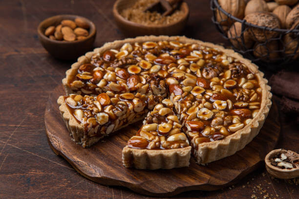 5 Cara Membuat Pie Kacang Renyah dan Manis, Camilan Hits
