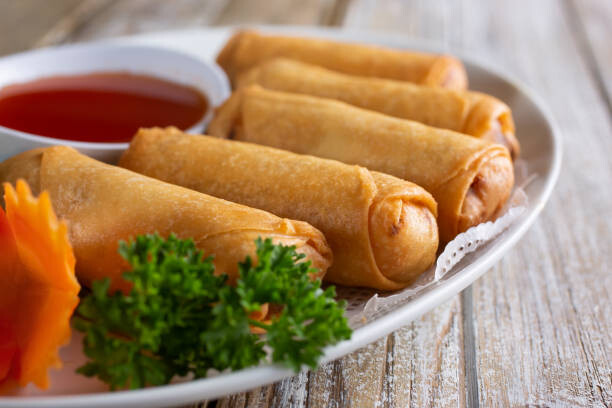 5 Cara Membuat Lumpia Sayur Enak, Simple, dan Ramah Kantong