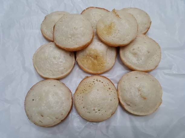 5 Cara Membuat Kue Apem Tradisional yang Lembut