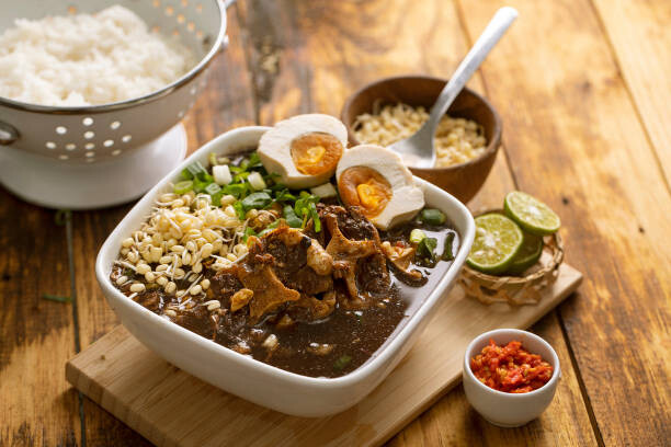 5 Resep Membuat Rawon: Cita Rasa Khas Jawa Timur