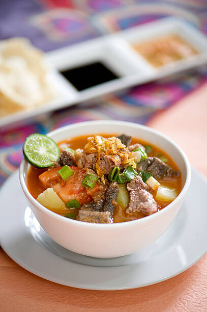 5 Resep Membuat Soto Betawi: Gurih, Berkuah, dan Bikin Nagih!