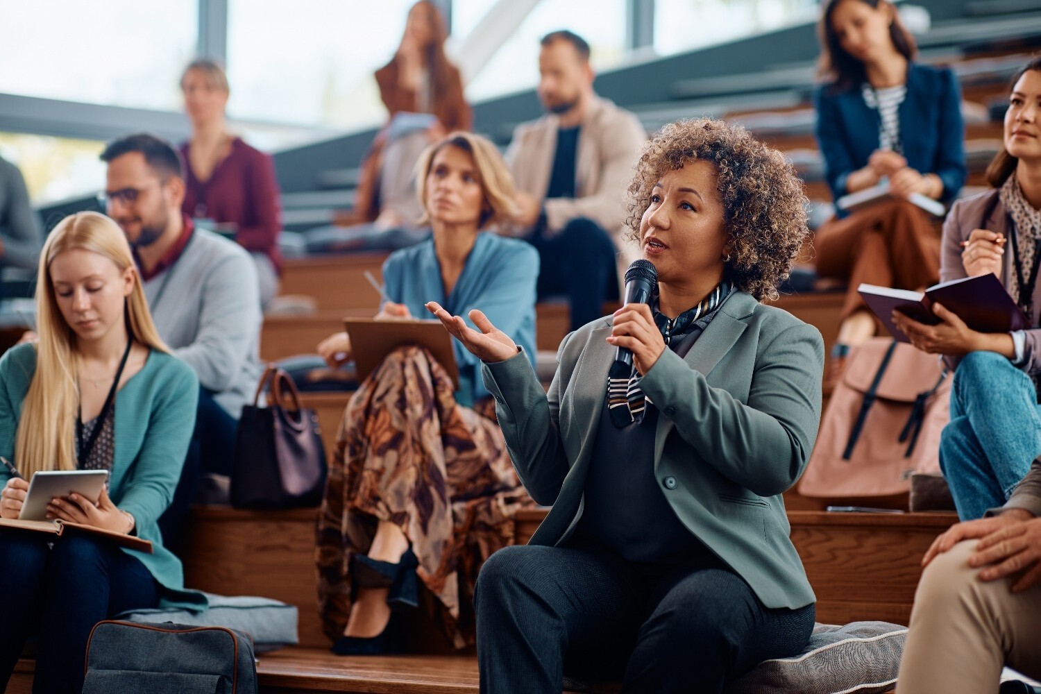 15 Kesalahan Public Speaking yang Sering Dilakukan Pemula
